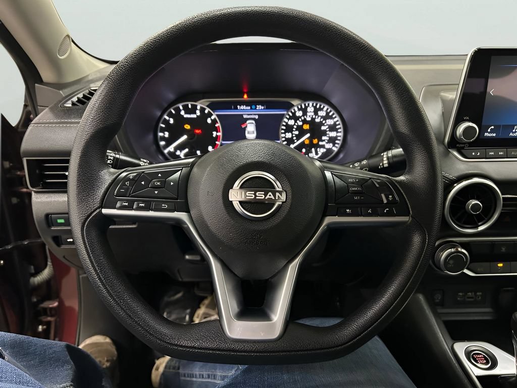 Used 2024 Nissan Sentra SV FWD image 16
