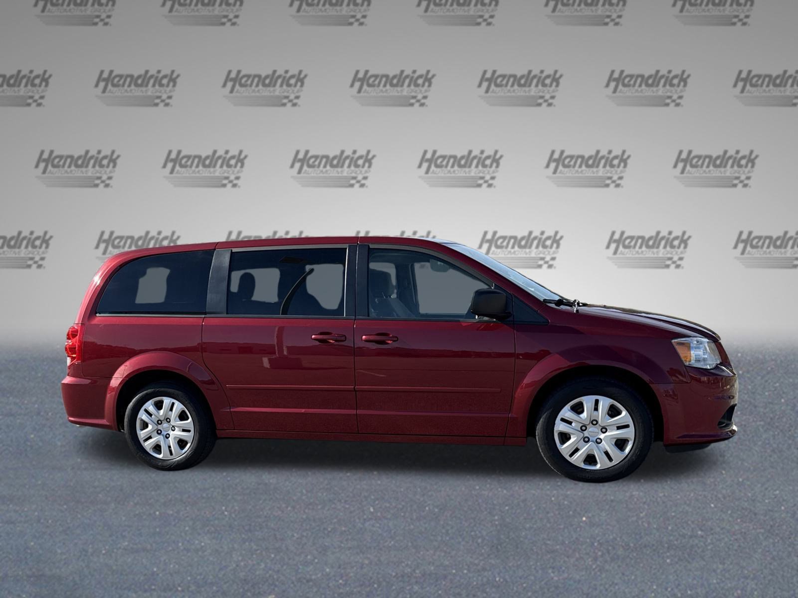 Used 2015 Dodge Grand Caravan SE w/ Quick Order Package 29E SE image 10