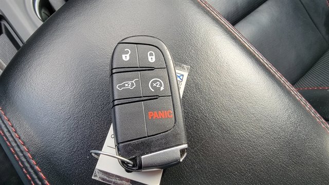 Used 2024 Dodge Durango GT image 41