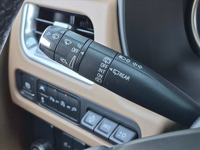 Used 2021 Chevrolet Tahoe Premier w/ Premium Package RWD image 16