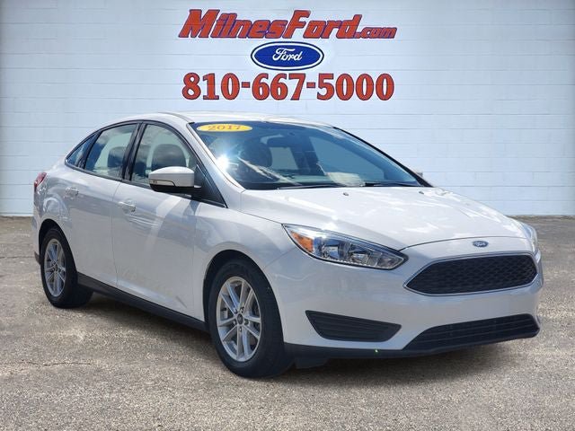 Used 2017 Ford Focus SE FWD image 2