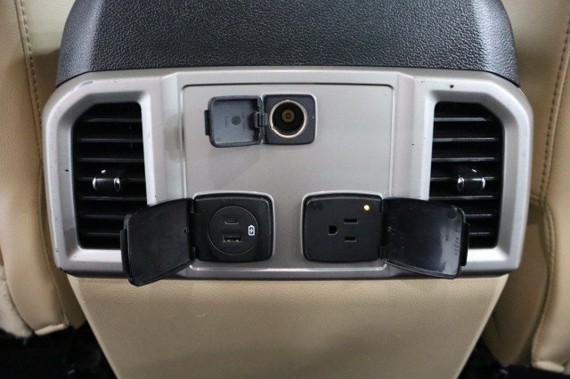 Used 2020 Ford F250 Lariat w/ Lariat Value Package AWD/4WD image 59