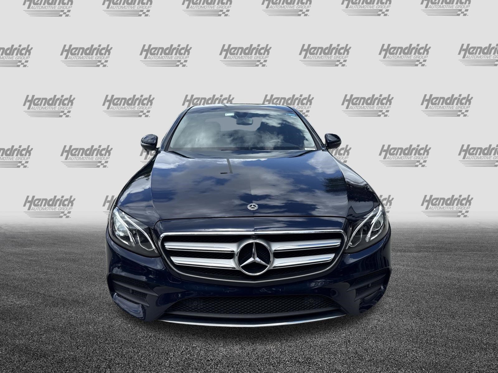 Used 2019 Mercedes-Benz E 300 4MATIC image 3