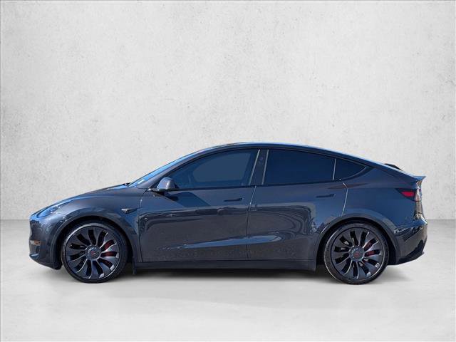 Used 2024 Tesla Model Y Performance image 9