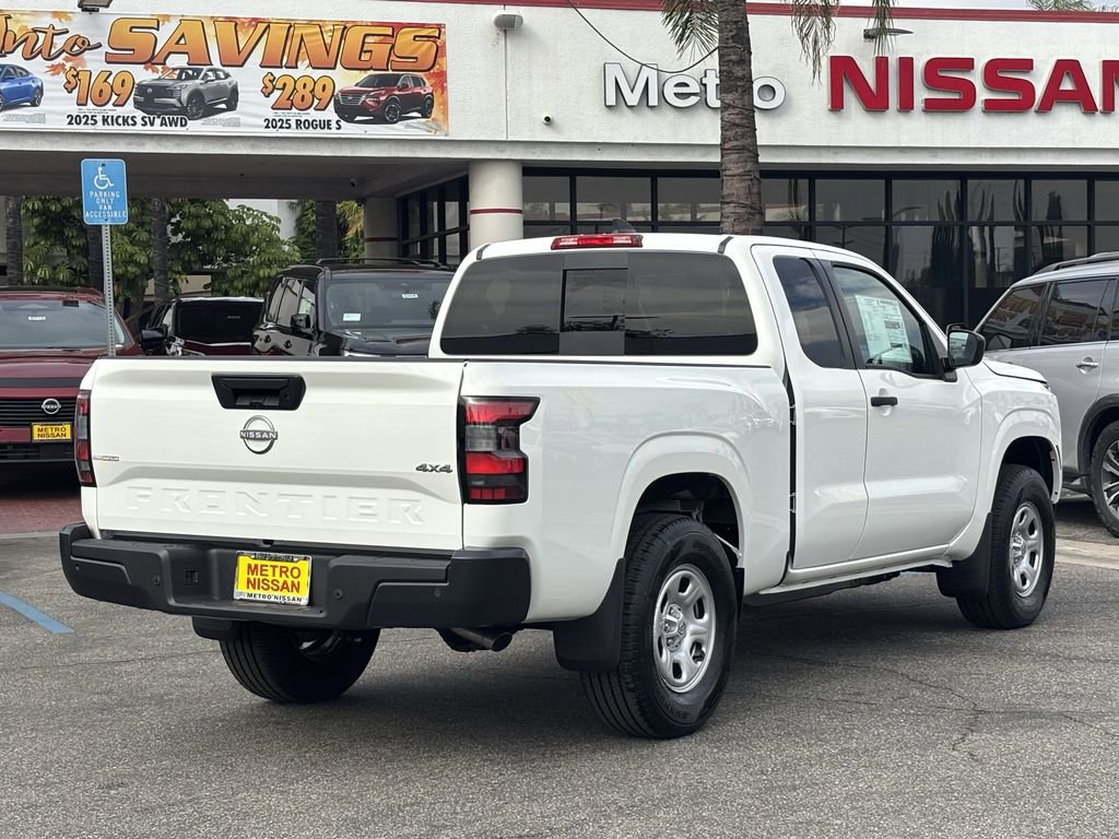 New 2026 Nissan Frontier S image 2