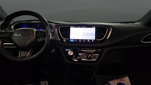 Used 2022 Chrysler Pacifica Touring-L w/ S Appearance Package FWD image 11