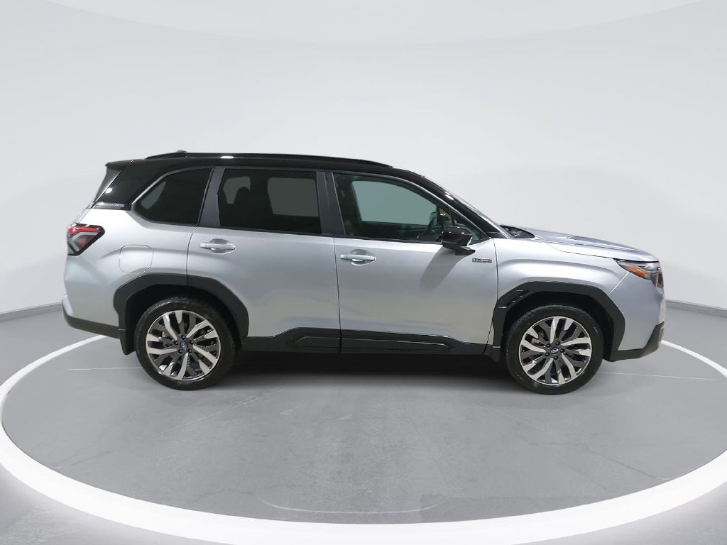 New 2026 Subaru Forester Touring AWD/4WD image 4