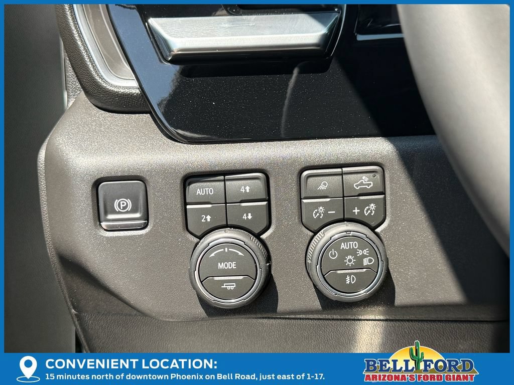 Used 2026 Chevrolet Silverado 1500 LT Trail Boss w/ LT Trail Boss Premium Package AWD/4WD image 21