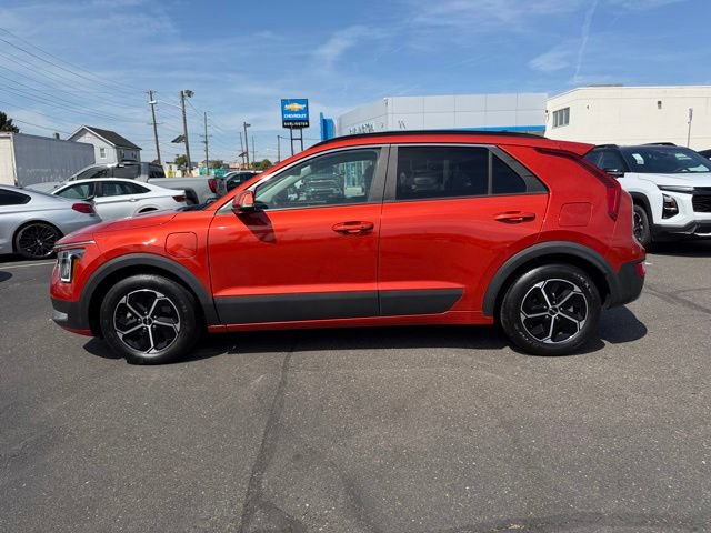 Used 2023 Kia Niro EX FWD image 4