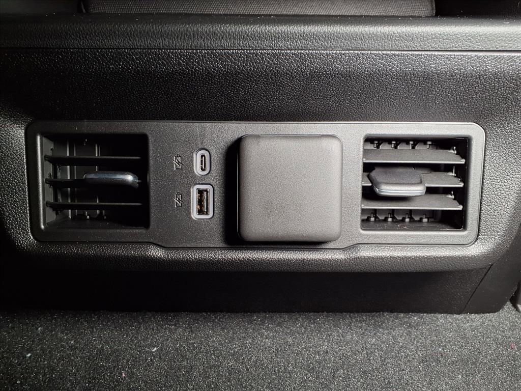 New 2026 GMC Sierra 1500 SLE w/ X31 Off-Road Package image 13