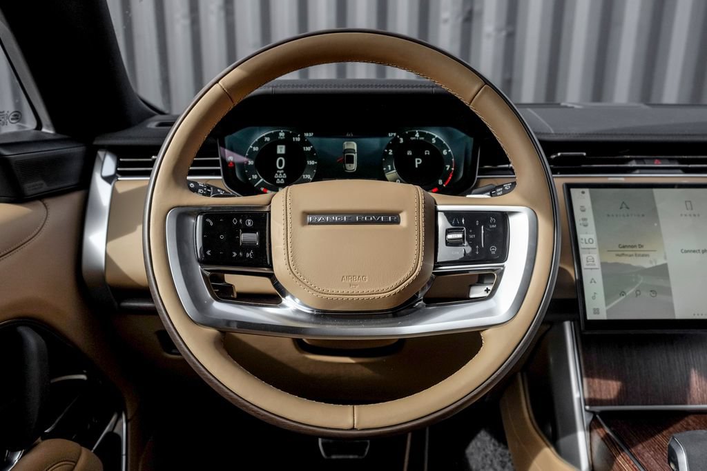 New 2026 Land Rover Range Rover Long Wheelbase SE AWD/4WD image 19