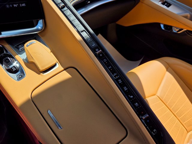 Used 2022 Chevrolet Corvette Stingray Preferred Cpe w/ Battery Protection Package RWD image 14