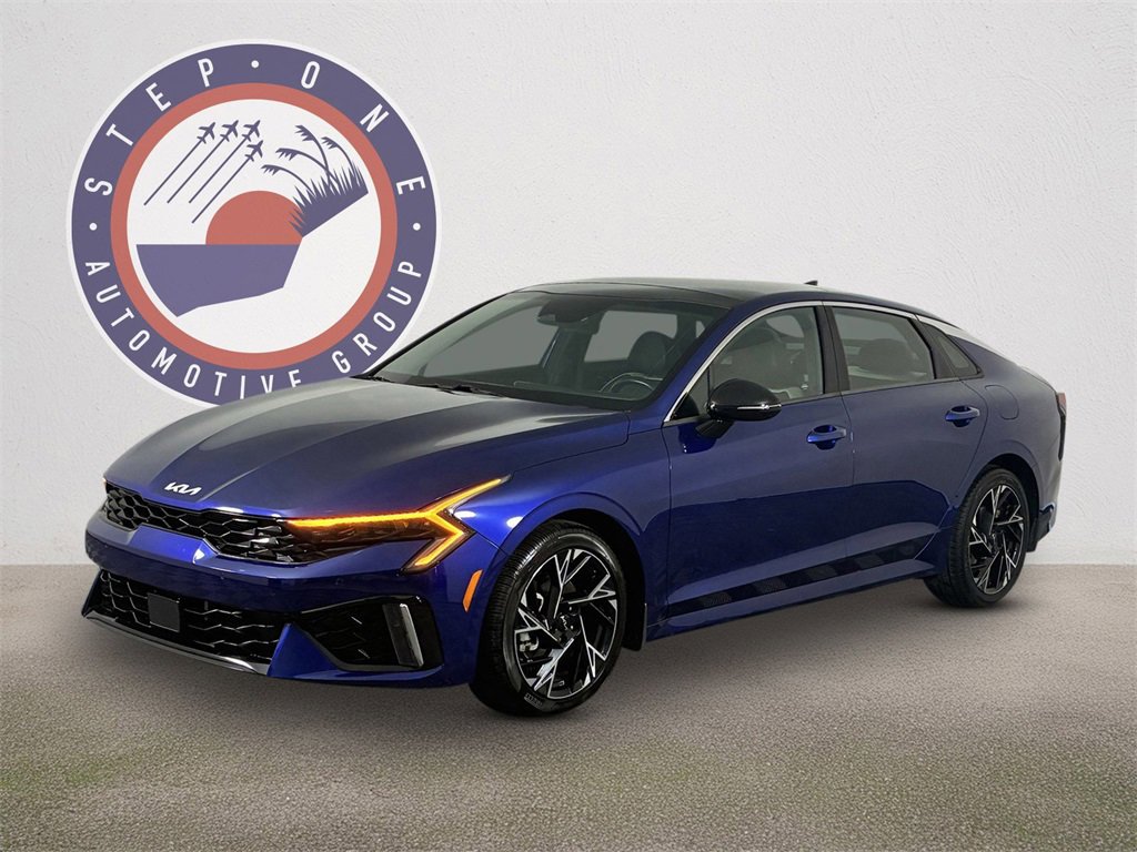 Used 2025 Kia K5 GT-Line w/ GT-Line Premium Package image 2