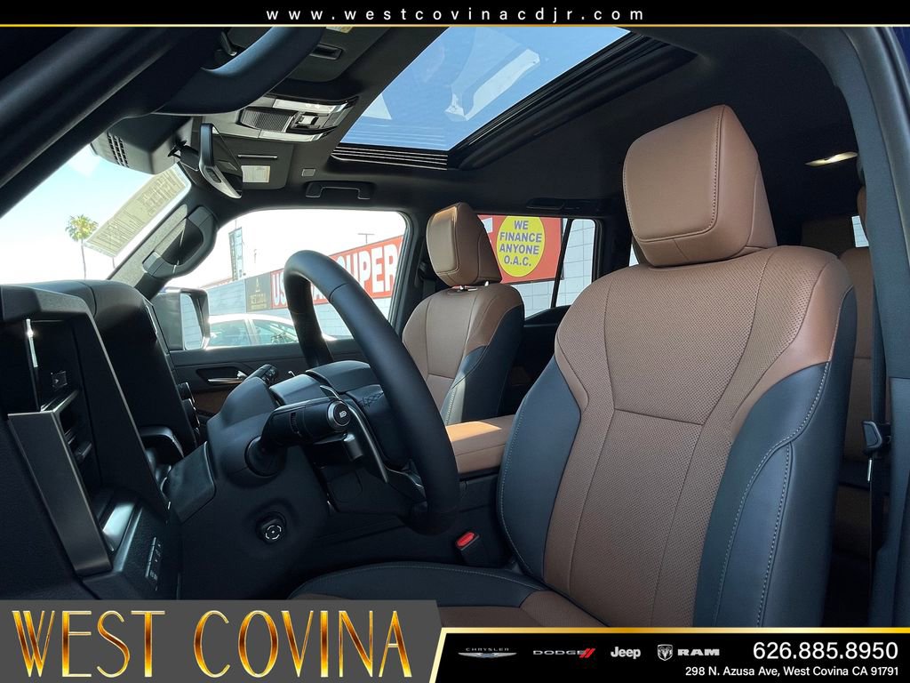 Used 2026 Lexus GX 550 w/ Cold Area Package AWD/4WD image 19