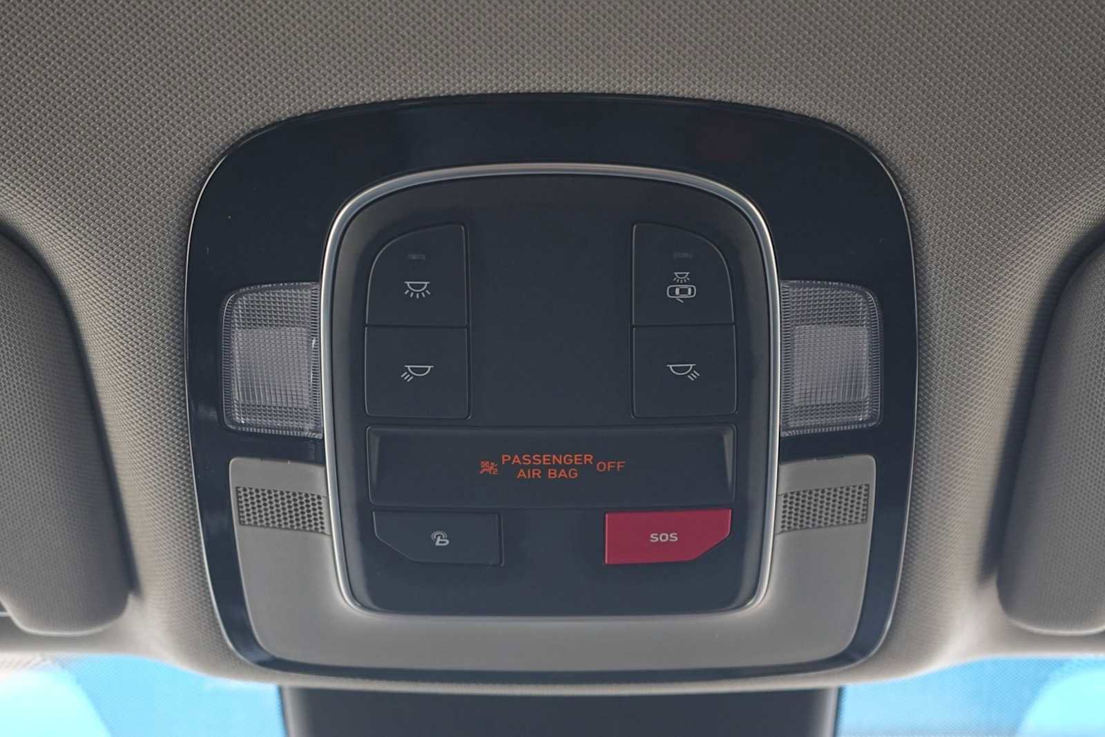 Used 2023 Hyundai Santa Fe SEL image 24