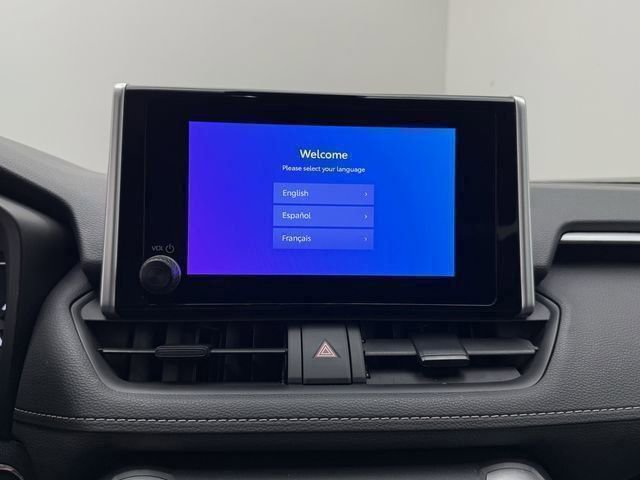 Used 2024 Toyota RAV4 XLE image 18