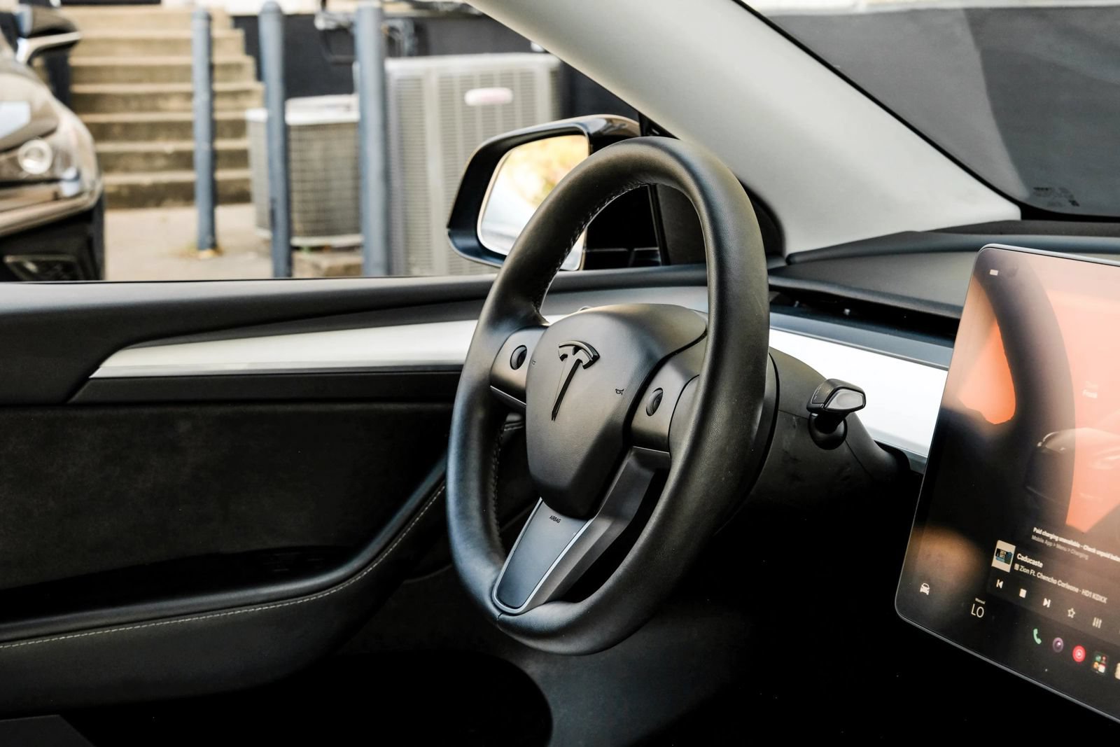Used 2022 Tesla Model Y Performance AWD/4WD image 22