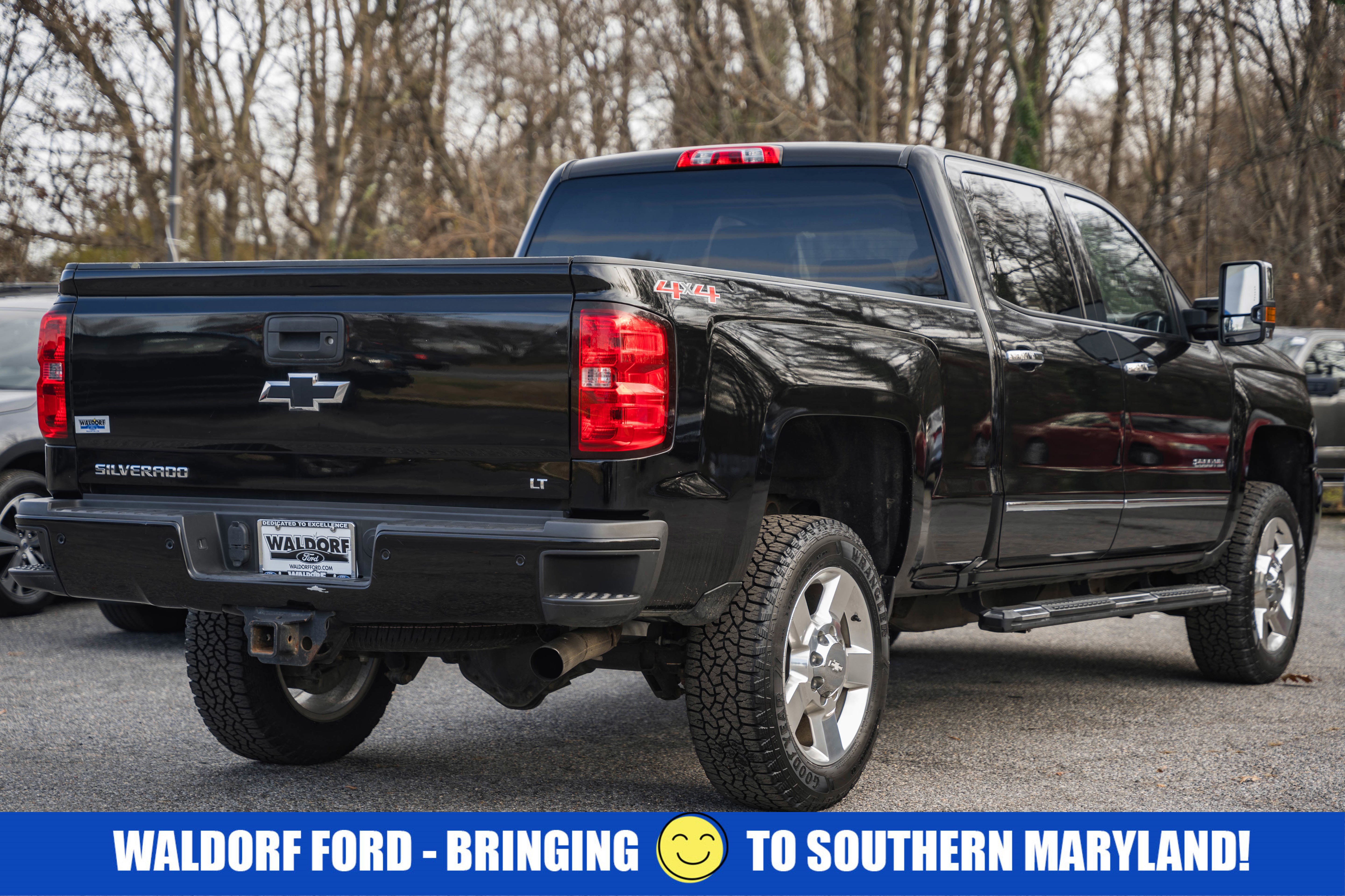 Used 2016 Chevrolet Silverado 2500 LT w/ Custom Sport Edition image 4
