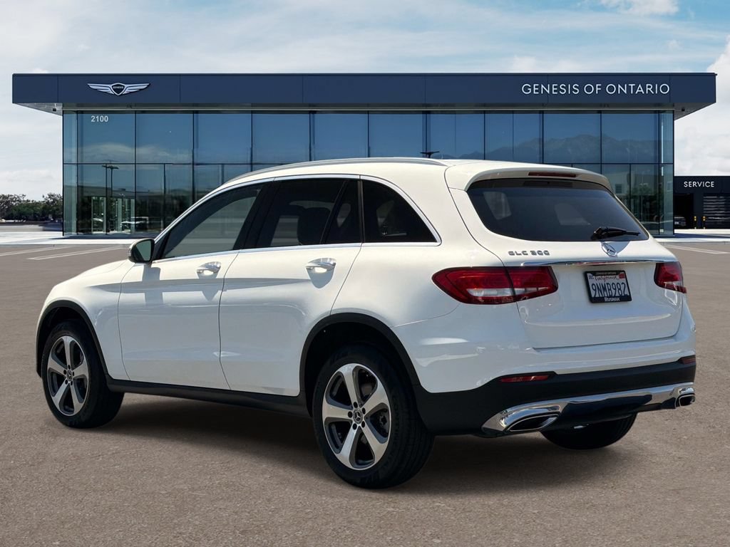 Used 2018 Mercedes-Benz GLC 300 image 2