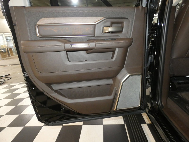 New 2025 RAM 3500 Longhorn image 34