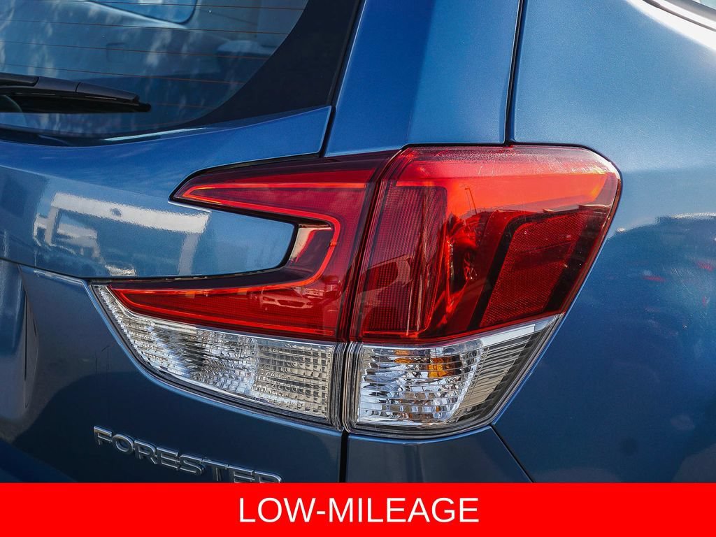 Used 2023 Subaru Forester AWD/4WD image 7
