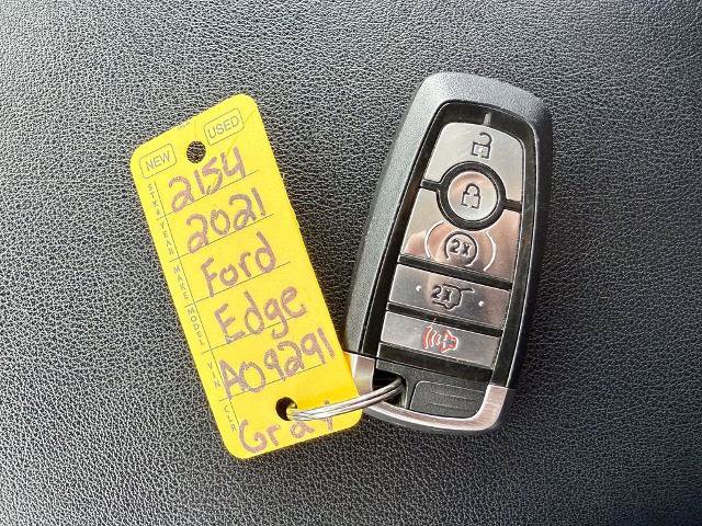 Certified 2021 Ford Edge Titanium AWD/4WD image 39