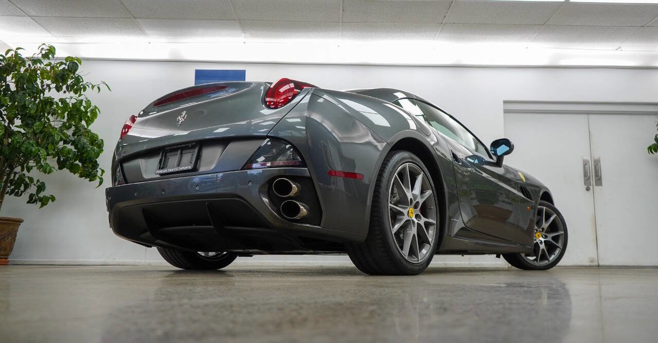 Used 2011 Ferrari California Base 2dr Convertible image 56