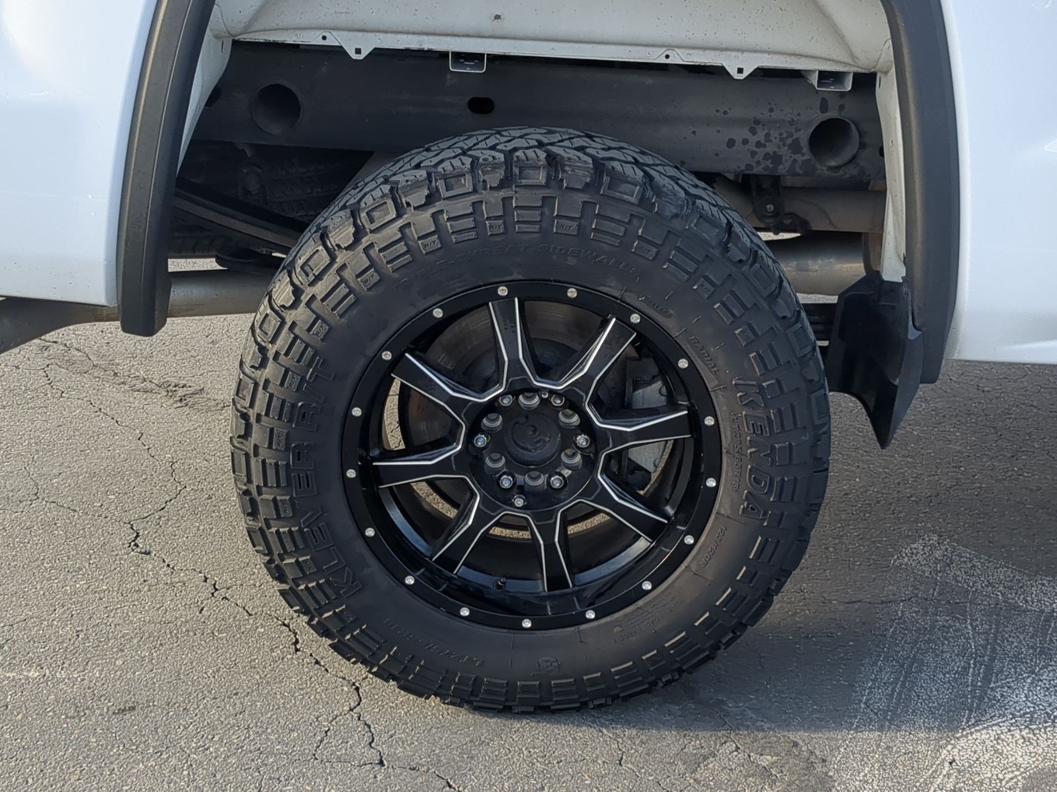 Used 2018 GMC Sierra 1500 2WD Regular Cab image 12
