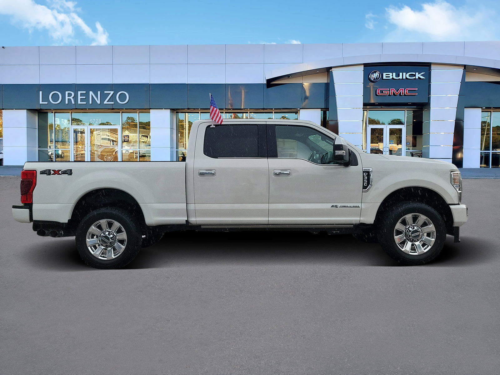 Used 2022 Ford F350 Platinum image 4