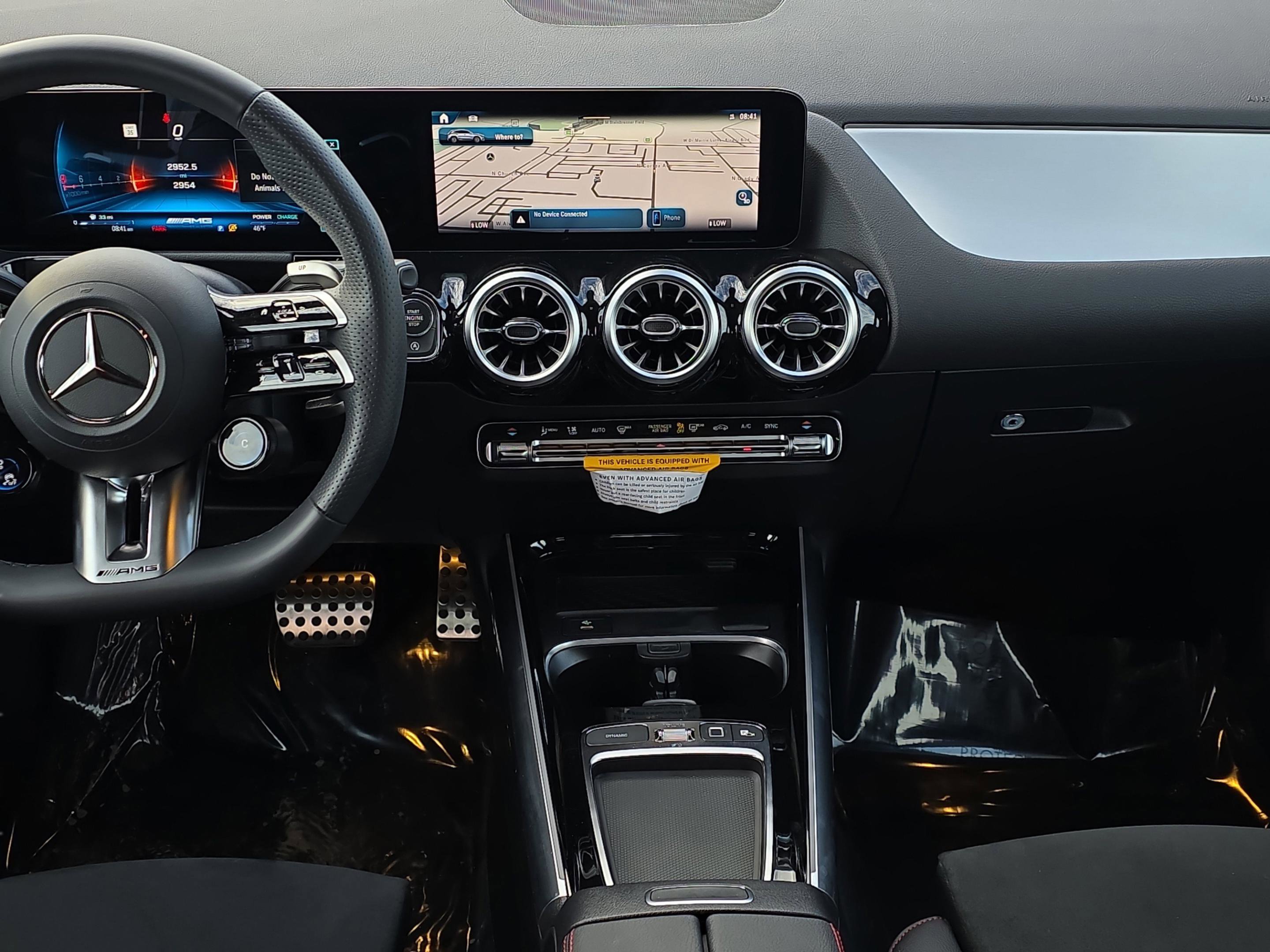 Used 2026 Mercedes-Benz GLA 35 AMG 4MATIC image 13
