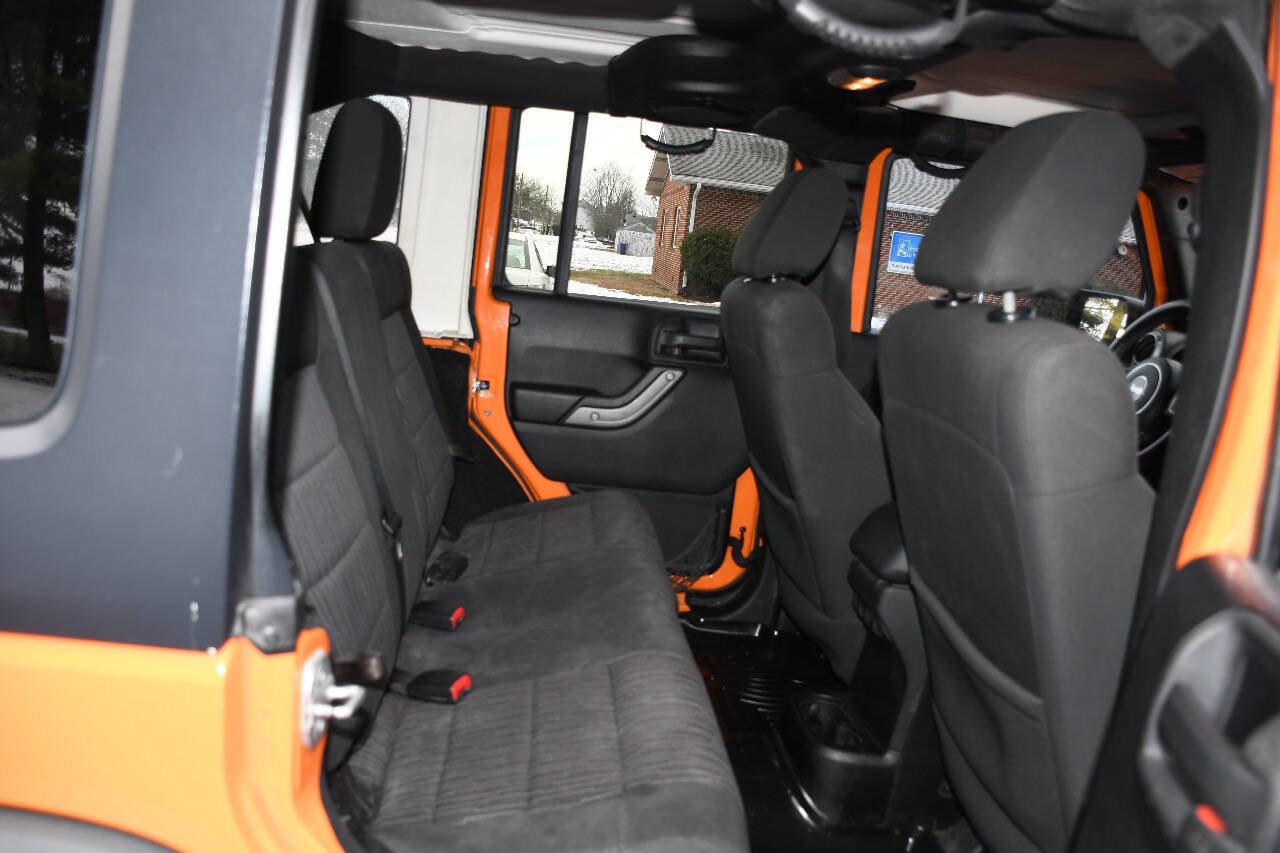 Used 2012 Jeep Wrangler Unlimited Sport image 19