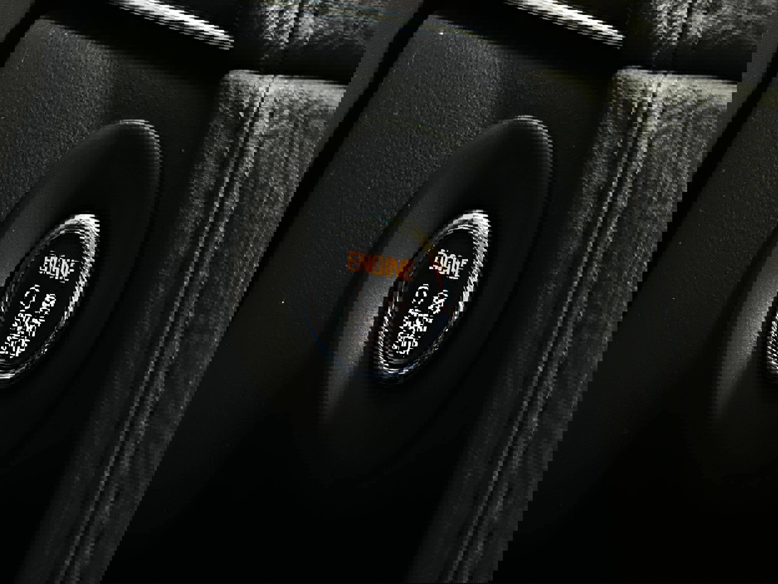 Used 2018 Lincoln MKT AWD image 12