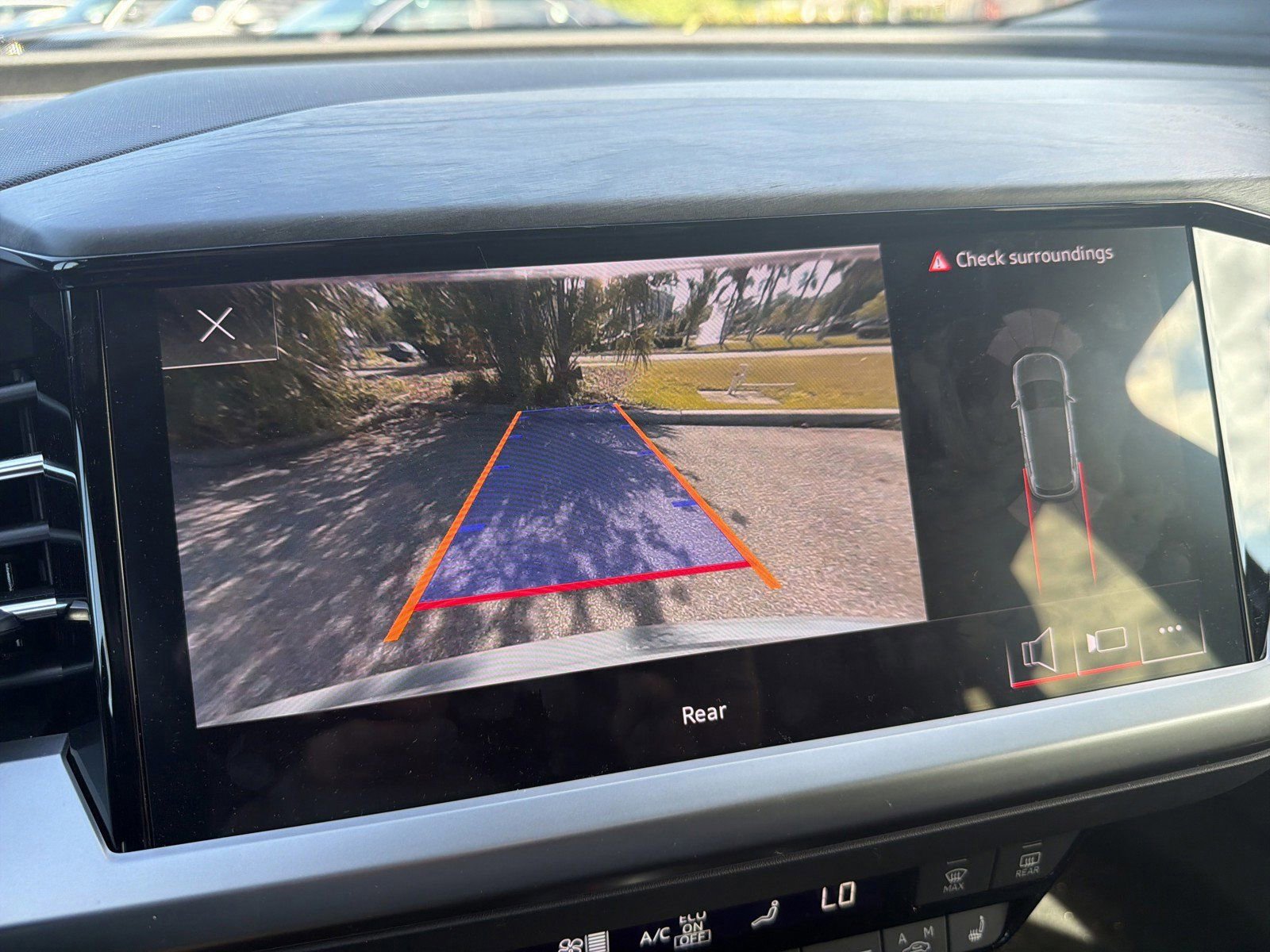 Used 2024 Audi Q4 e-tron Premium AWD/4WD image 24