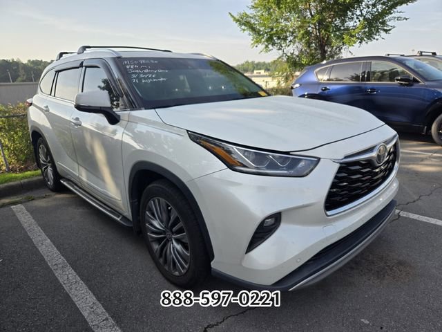 Used 2021 Toyota Highlander Platinum AWD/4WD image 11