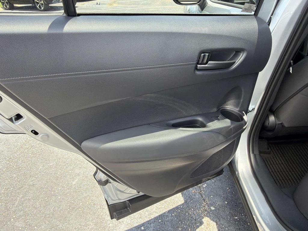 Used 2024 Toyota Corolla Cross LE FWD image 22