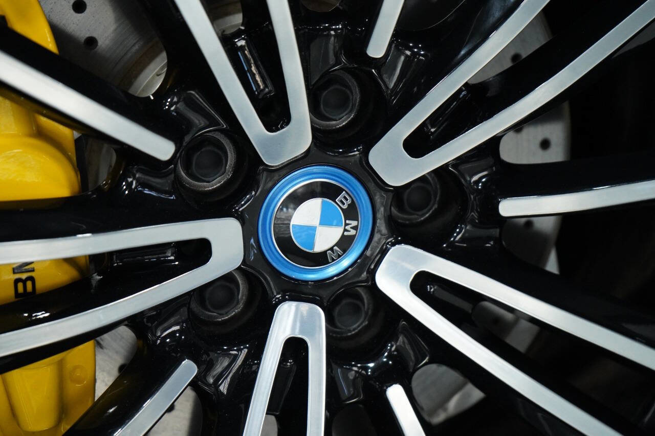 Used 2019 BMW i8 Roadster image 62