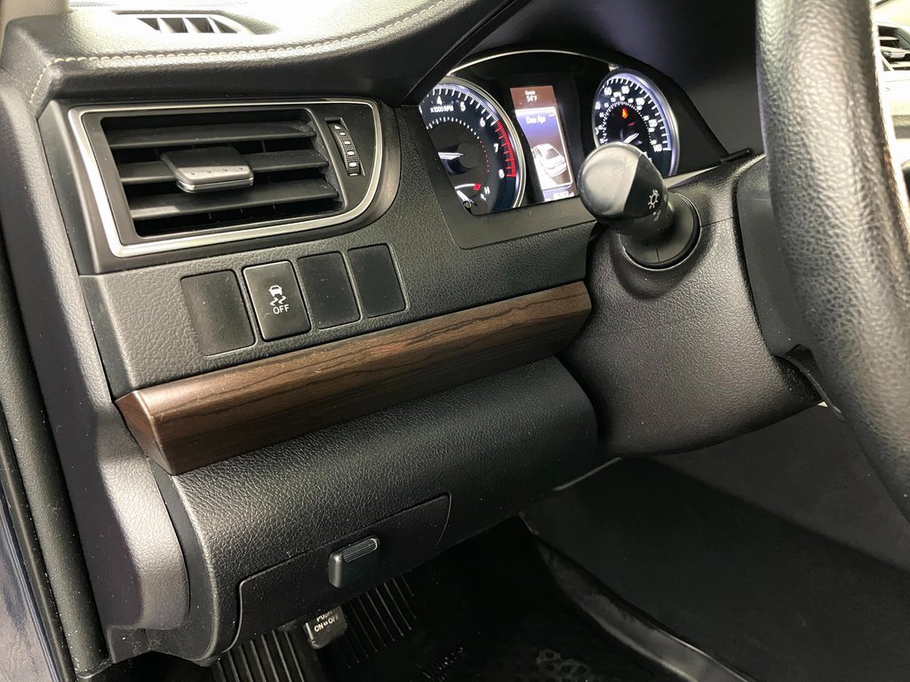 Used 2016 Toyota Camry LE image 21