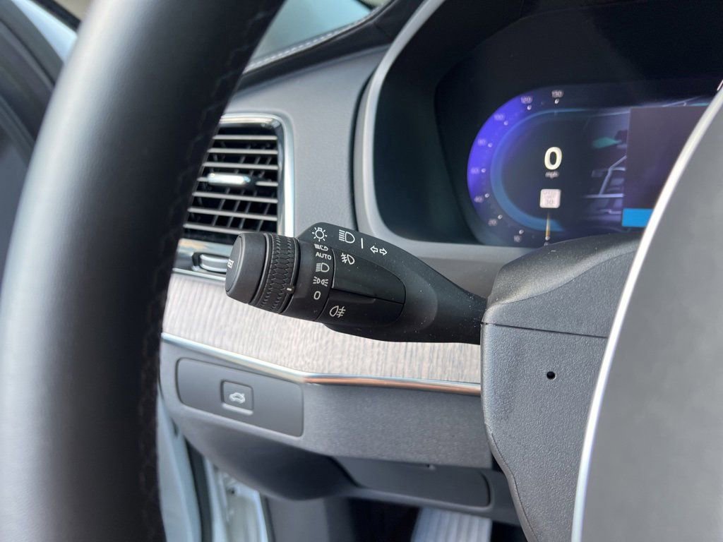 Used 2023 Volvo XC90 B6 Ultimate image 33