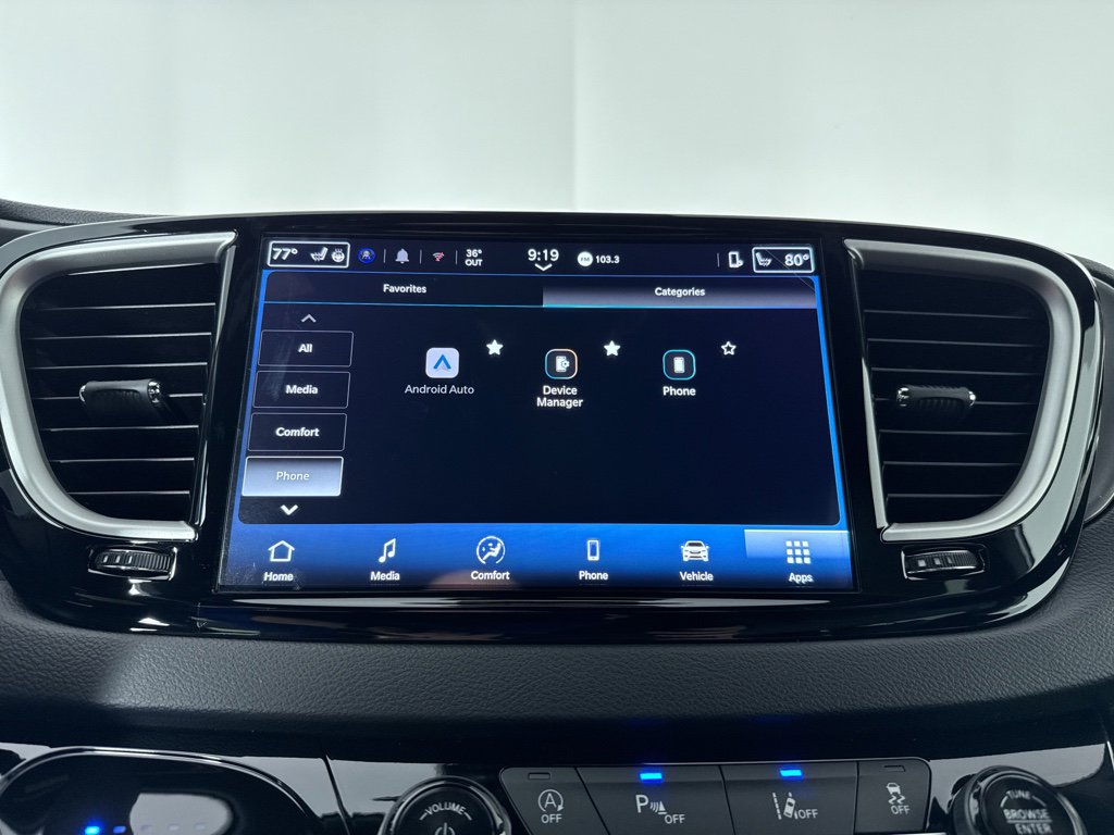 New 2026 Chrysler Voyager LX FWD image 18