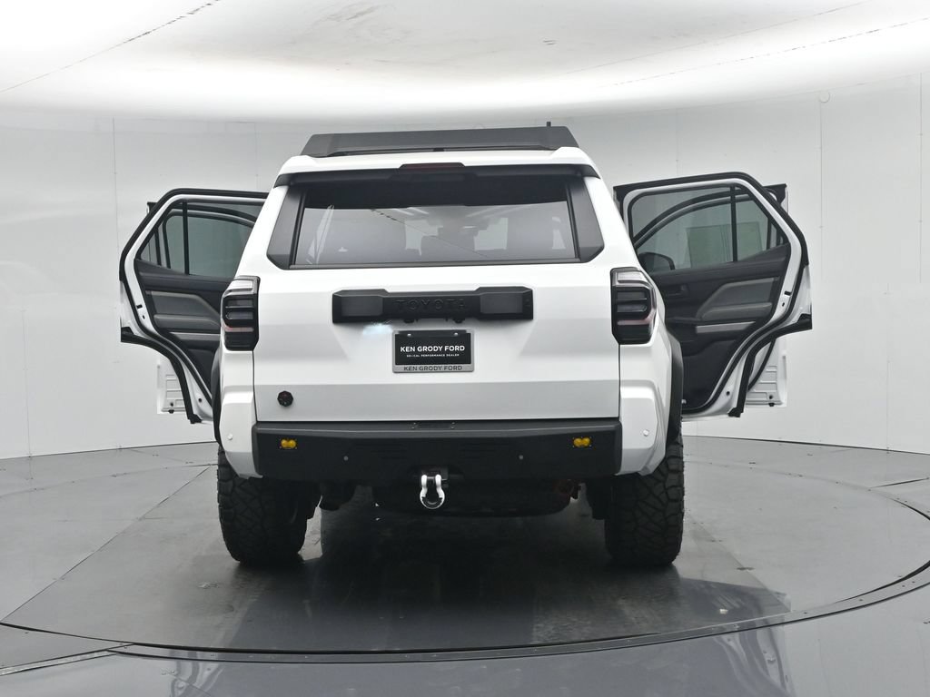 Used 2025 Toyota 4Runner Trailhunter AWD/4WD image 36