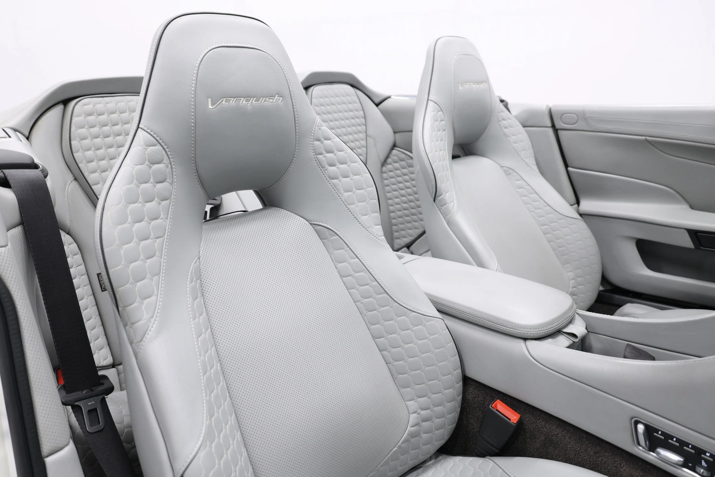 Used 2014 Aston Martin Vanquish Volante RWD image 84