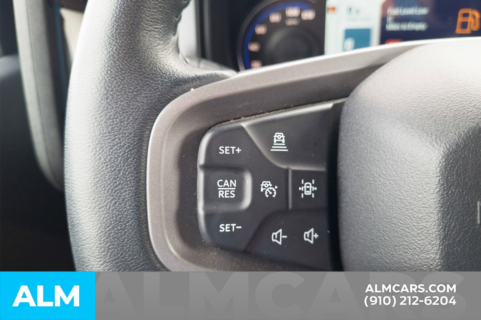 Used 2023 Ford Bronco Wildtrak image 30