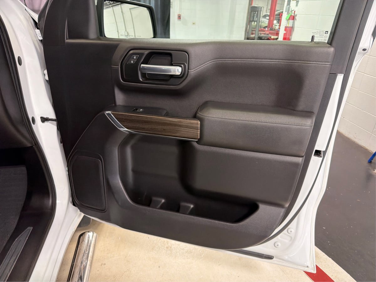Used 2019 Chevrolet Silverado 1500 LT w/ All-Star Edition AWD/4WD image 25