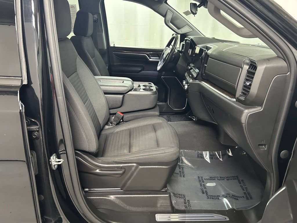Used 2022 GMC Sierra 1500 Elevation AWD/4WD image 12