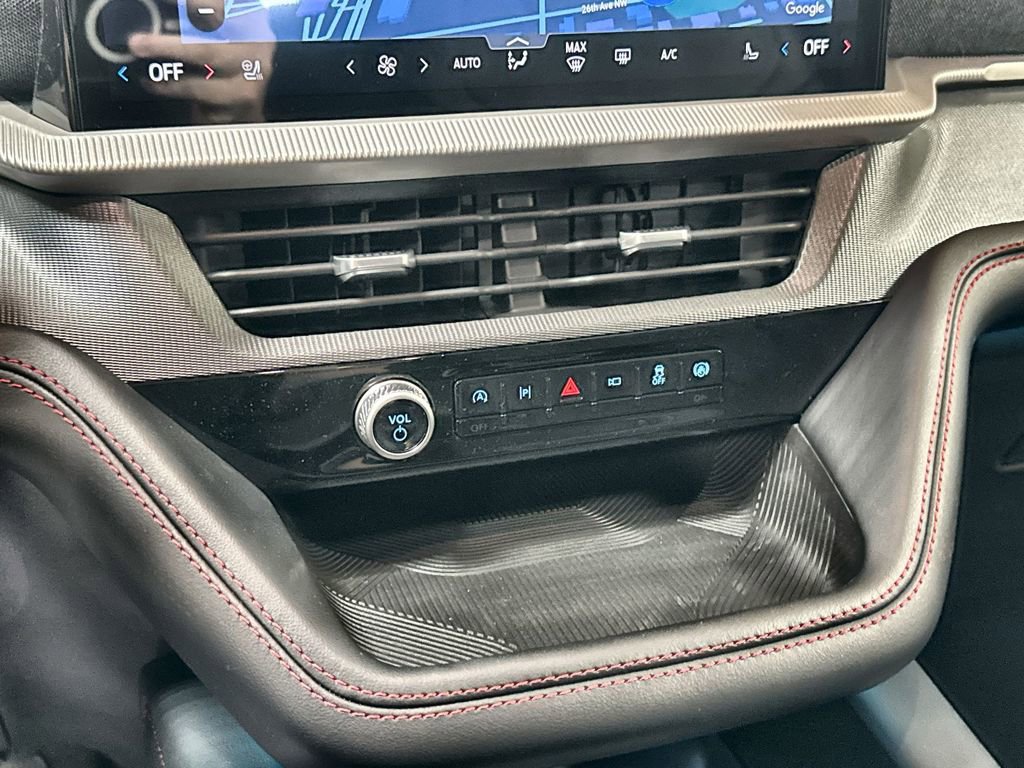 New 2026 Ford Explorer ST-Line w/ ST-Line Street Pack image 22
