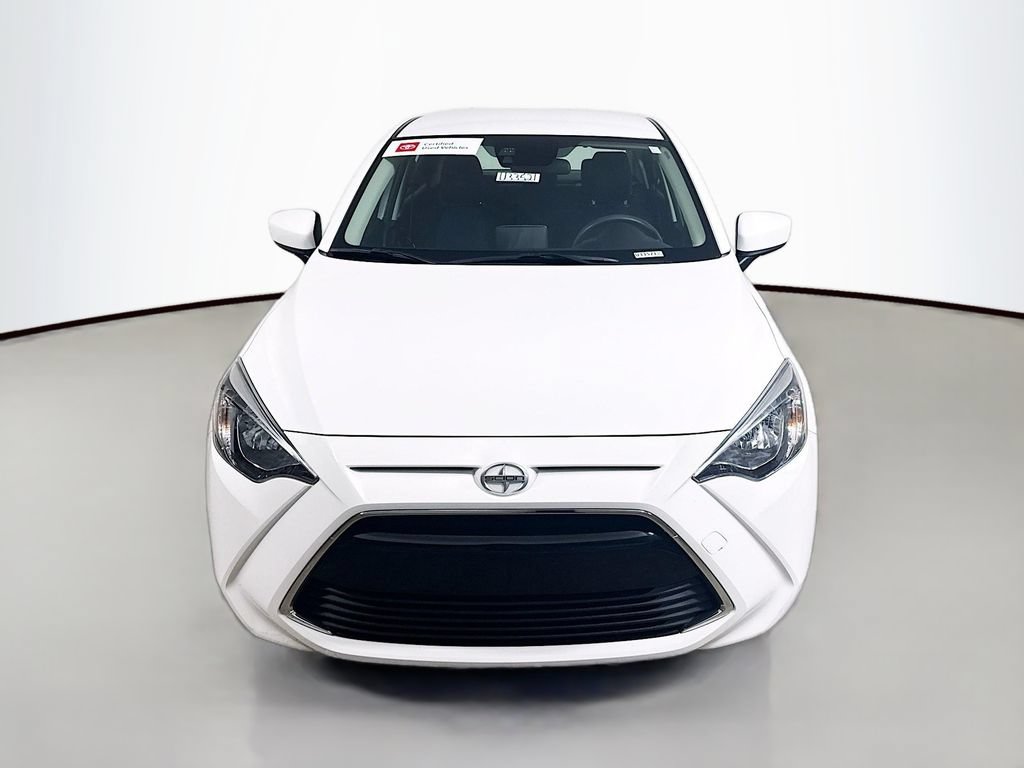 Used 2016 Scion iA FWD image 2