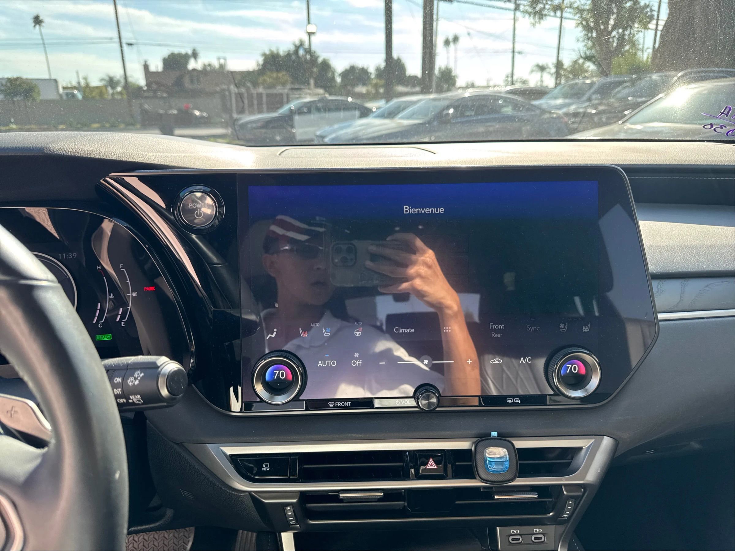 Used 2023 Lexus RX 350h image 12