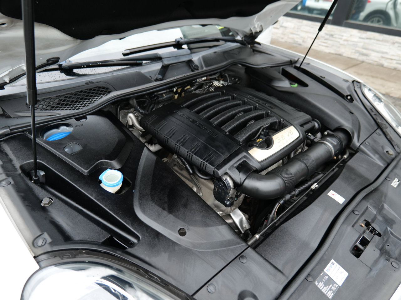 Used 2016 Porsche Cayenne image 54