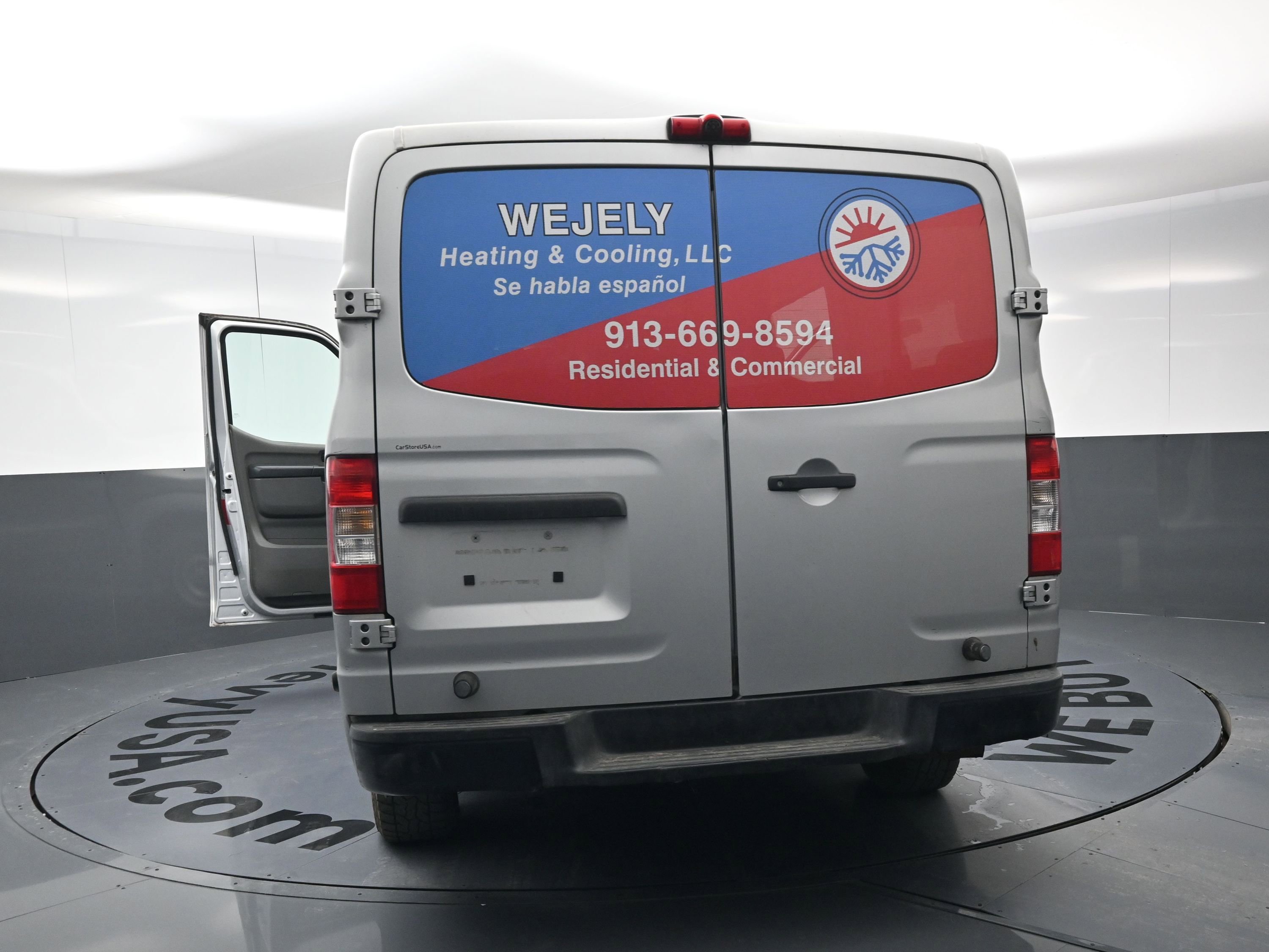 Used 2017 Nissan NV 3500 S w/ Power Package image 18