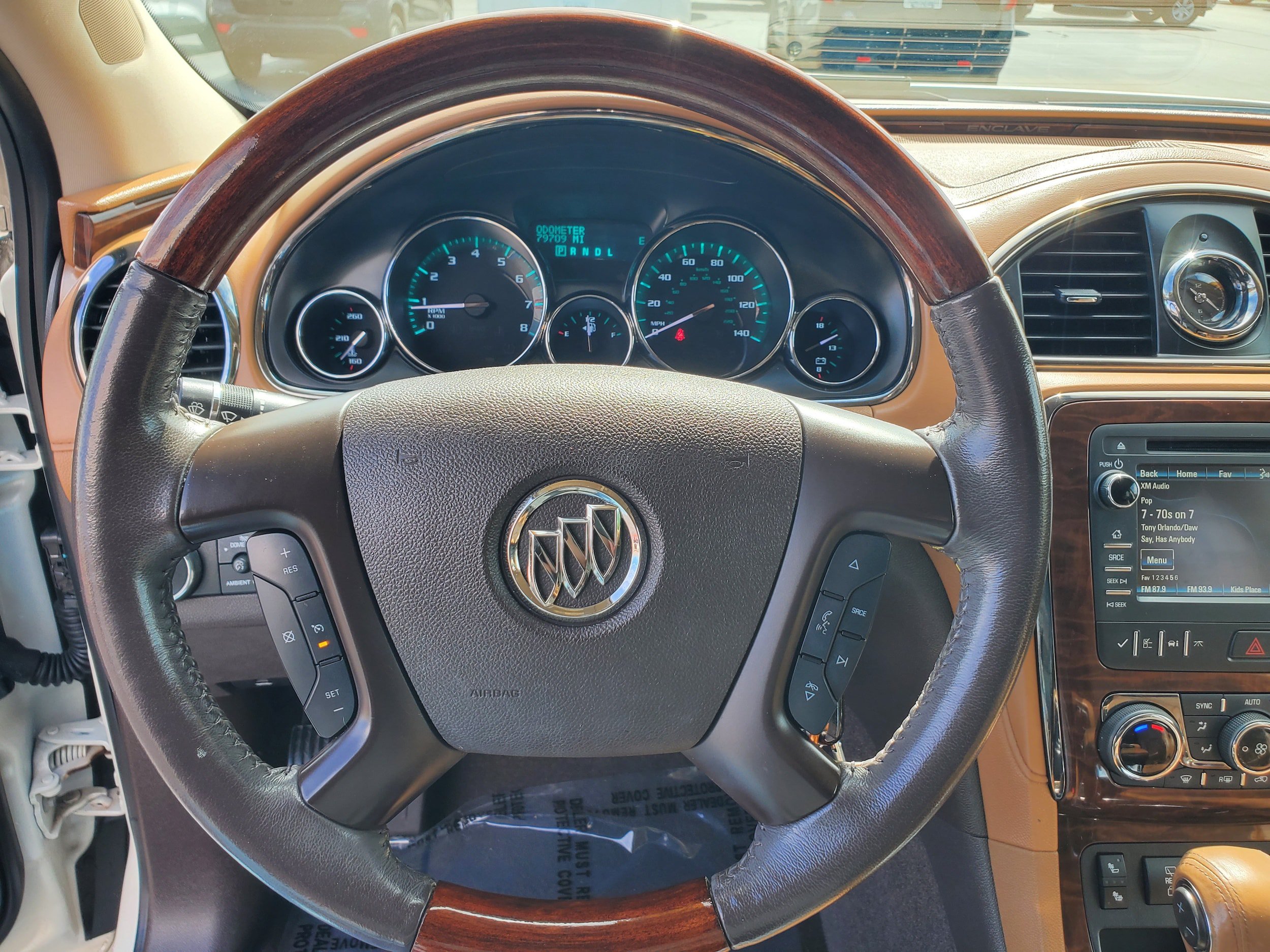Used 2014 Buick Enclave Leather FWD image 16